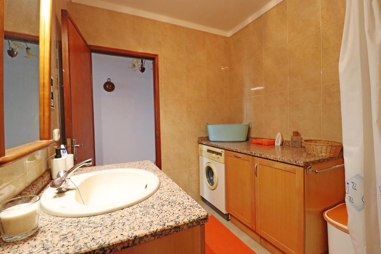 Ocean View Apartment With Free Parking Barra Exterior foto